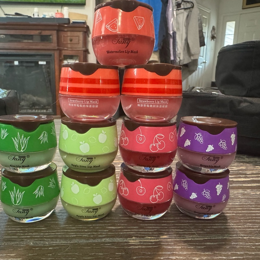 Fang/Hiisees Lip Mask Collection